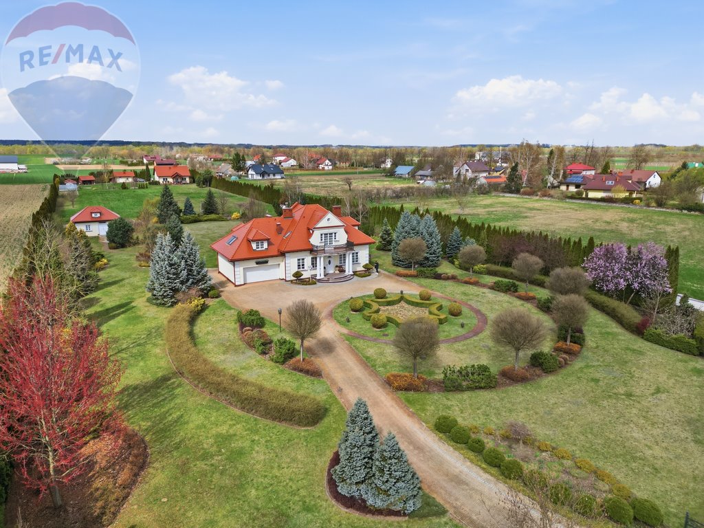 Przestronny dom 200 m² z ogrodem, cisza i spokój Baranów Sandomierski, Podzamcze  190m2 Foto 1