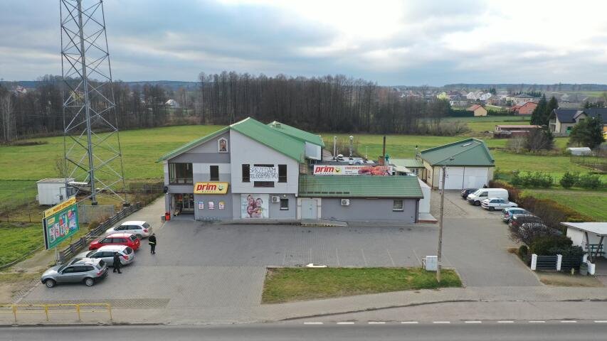 Inwestycja w centrum Małego Płocka – budynek handlowo-usługowy i mieszkalny Mały Płock  1 000m2 Foto 1