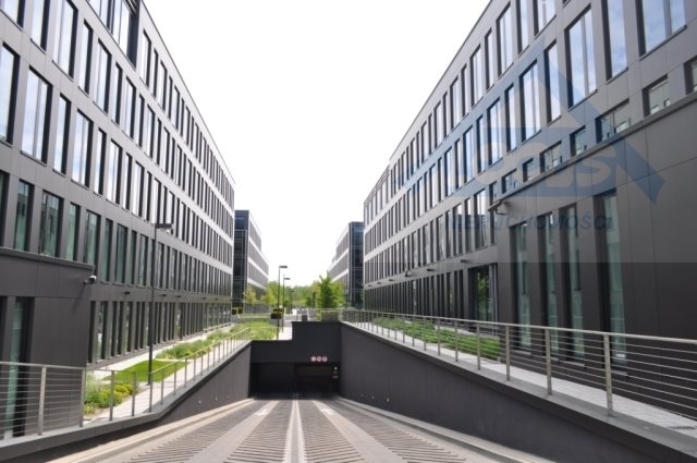 Lokal użytkowy na wynajem Warszawa, Włochy  179m2 Foto 1