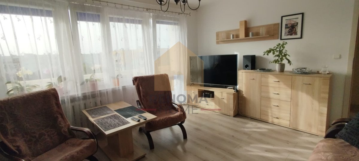 Do sprzedania przestronne 3-pokojowe mieszkanie z balkonem i piwnicą Świdnica  63m2 Foto 1
