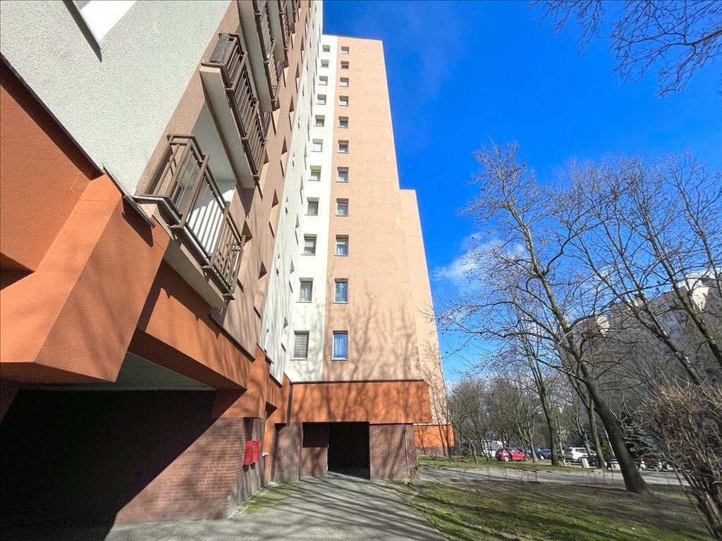 Mieszkanie czteropokojowe  na sprzedaż Katowice, Os. Paderewskiego, Graniczna  45m2 Foto 1
