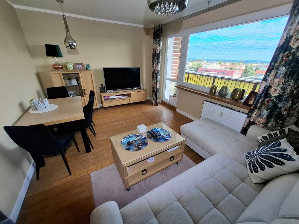 Mieszkanie trzypokojowe na sprzedaż Konin  59m2 Foto 1