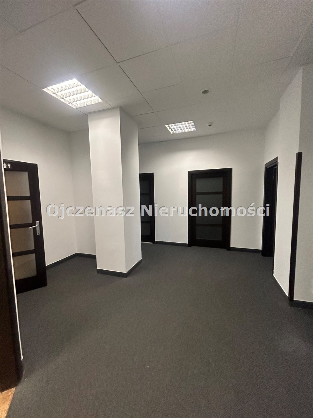 Lokal użytkowy 200 m² z parkingiem i mediami - polecam! Bydgoszcz, Okole  225m2 Foto 1