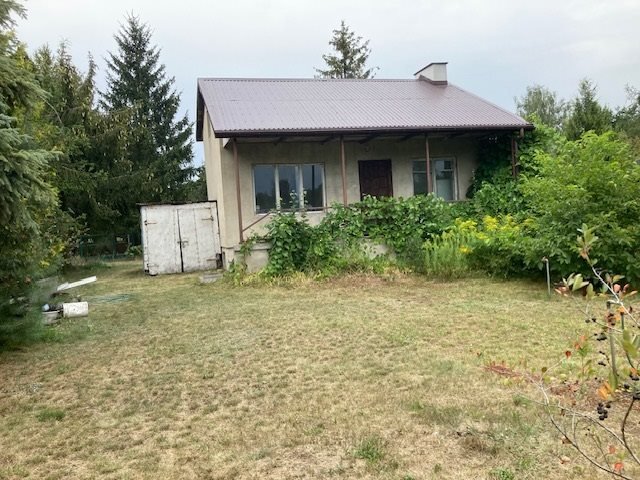 Urokliwa działka rekreacyjna z domkiem do remontu w Starym Adamowie Stary Adamów  55m2 Foto 1