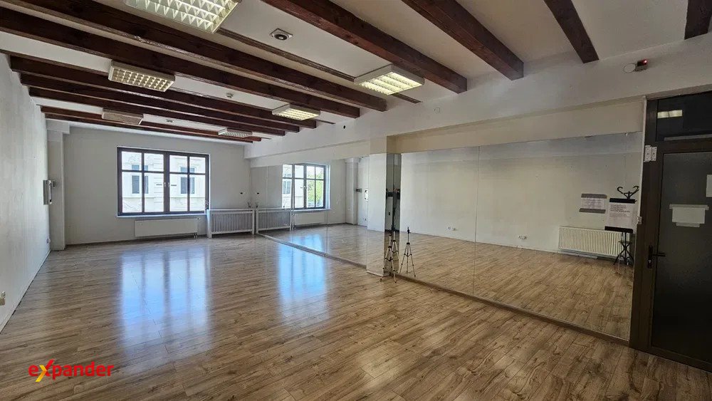 Lokal 60 m² na wynajem w Bydgoszczy, duże okna - polecam! Bydgoszcz, Śródmieście-Bocianowo-Stare Miasto, Dworcowa  60m2 Foto 1