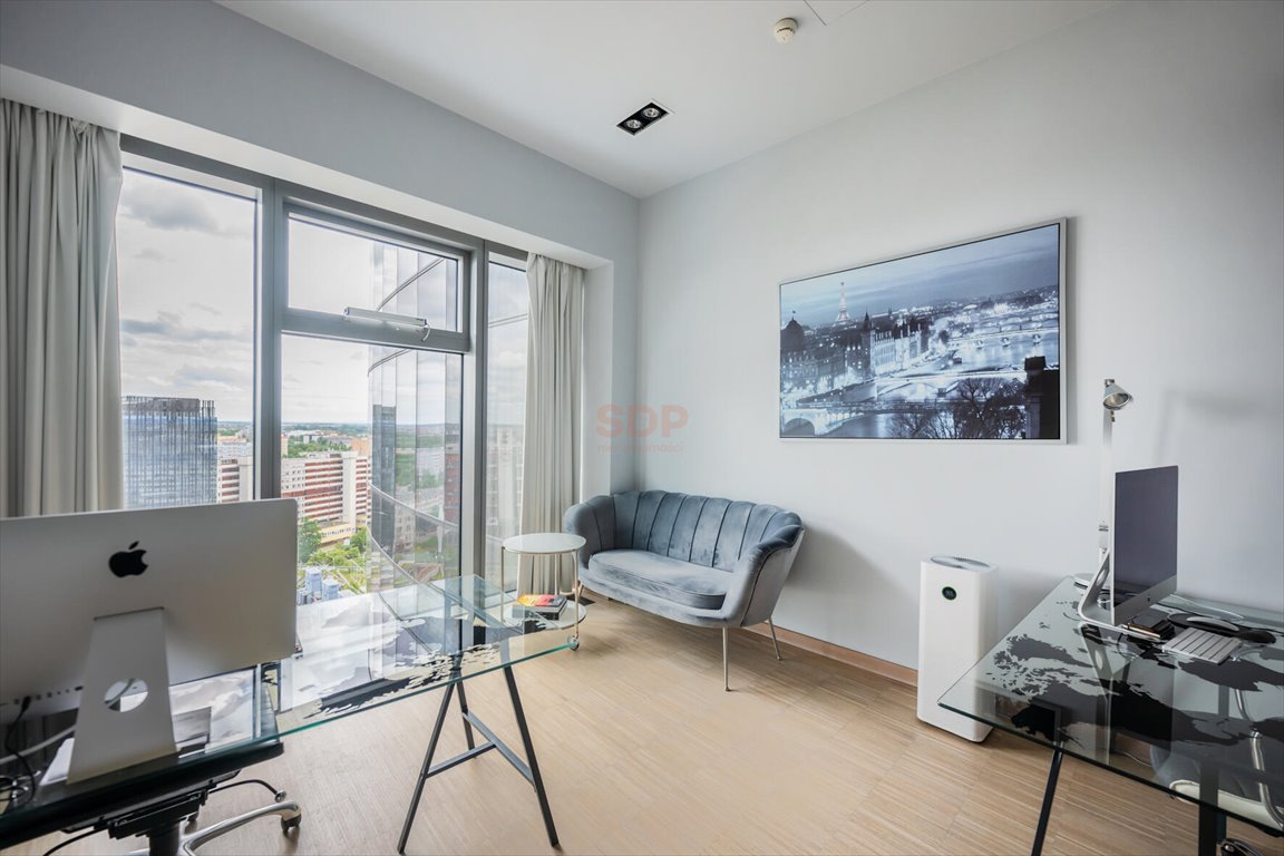 Nowoczesne 53 m2 z widokiem, biuro w Sky Tower Wrocław, Krzyki, Krzyki, Gwiaździsta  53m2 Foto 1