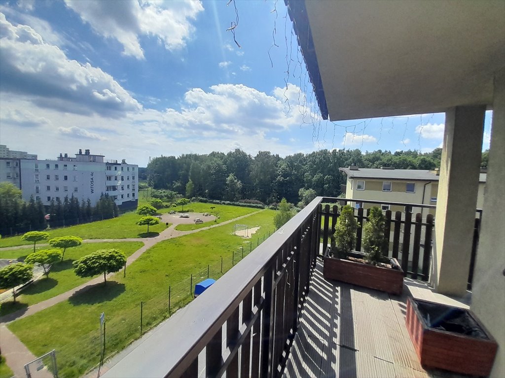 Mieszkanie trzypokojowe na sprzedaż Tychy, os. W, Sikorskiego  70m2 Foto 3