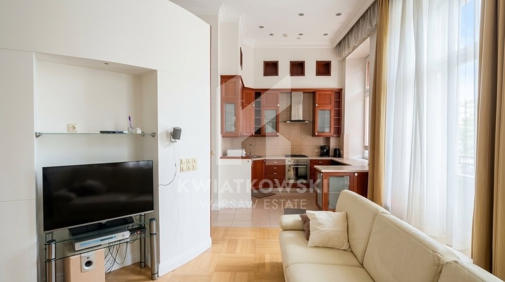 Zapraszam do wynajęcia 58 m² apartamentu w sercu Śródmieścia Warszawa, Śródmieście, Ujazdów, al. Aleje Ujazdowskie  58m2 Foto 1