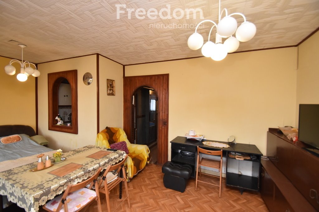 Mieszkanie trzypokojowe na sprzedaż Knurów, Ignacego Krasickiego  57m2 Foto 1