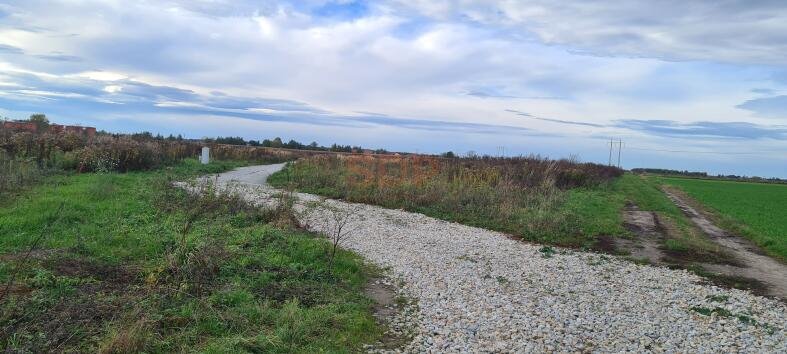 Działka budowlana 1000 m² w Wojnowicach – inwestycyjny potencjał Wojnowice  1 000m2 Foto 1