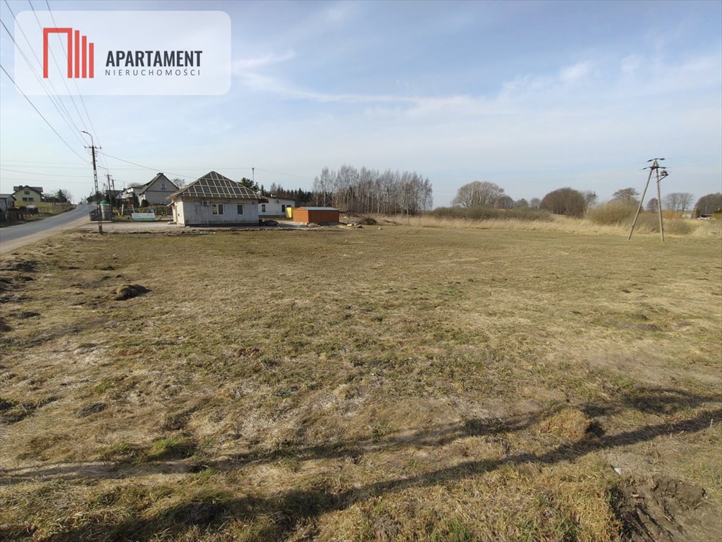 Działka 1699 m² z warunkami zabudowy i dostępem do mediów Montowo  1 699m2 Foto 1