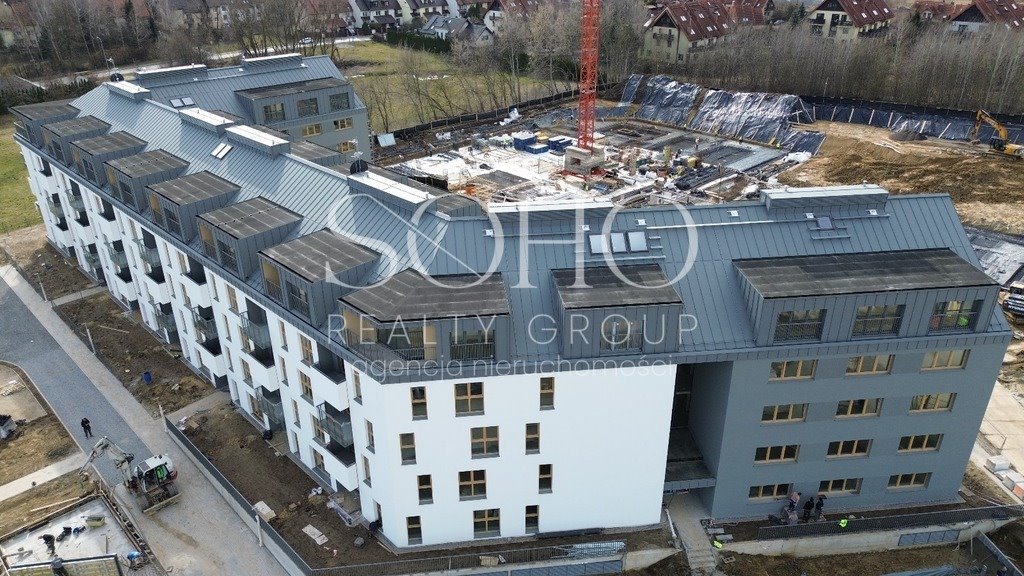 Mieszkanie trzypokojowe na sprzedaż Wieliczka, św. Barbary  51m2 Foto 1