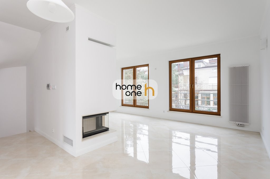 Nowoczesny dom wolnostojący z ogrodem 300 m² - Mokotów Warszawa, Mokotów  150m2 Foto 1