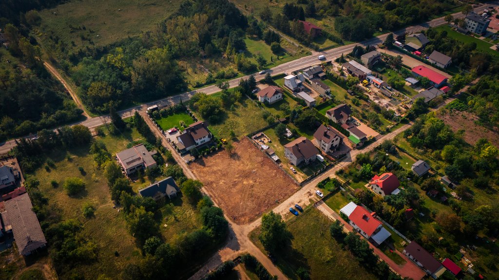 Działka budowlana na sprzedaż Poddębice, Partyzantów  1 018m2 Foto 1