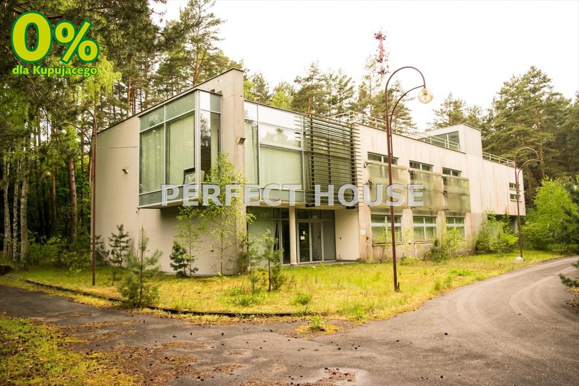 Lokal użytkowy na sprzedaż Borucza, Leśna  2 307m2 Foto 1
