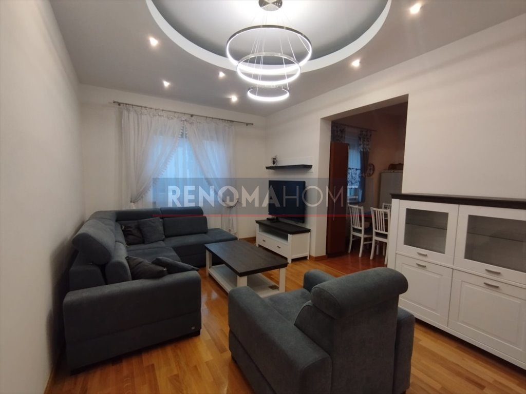 Przestronne 3-pokojowe mieszkanie z dużą piwnicą i możliwością działalności Legnica, gen. Leopolda Okulickiego  61m2 Foto 1