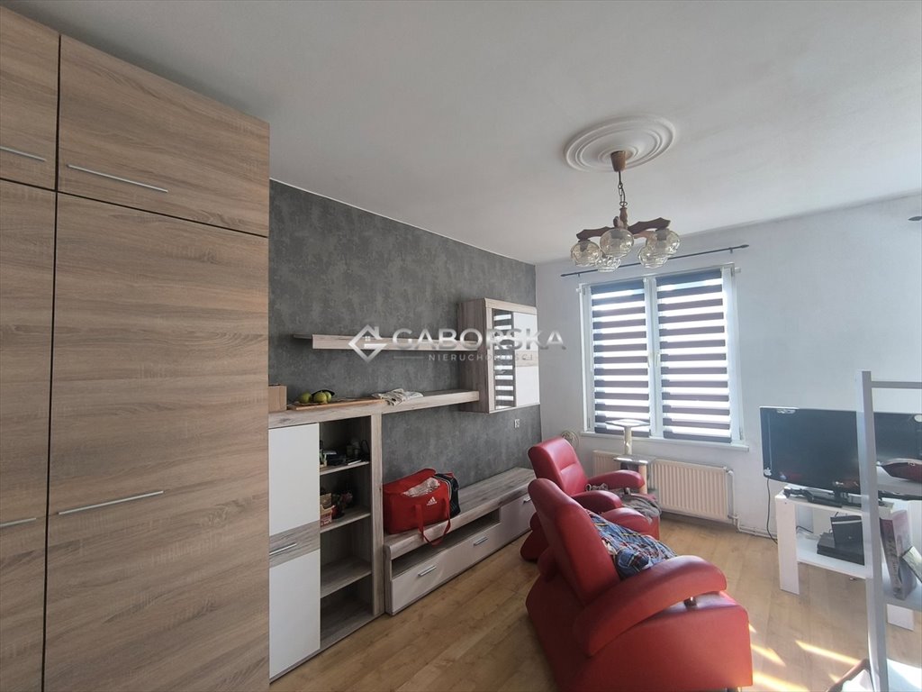 Przestronne 37,6 m2 z pięknym widokiem i parkingiem Wałbrzych, Rusinowa  38m2 Foto 1