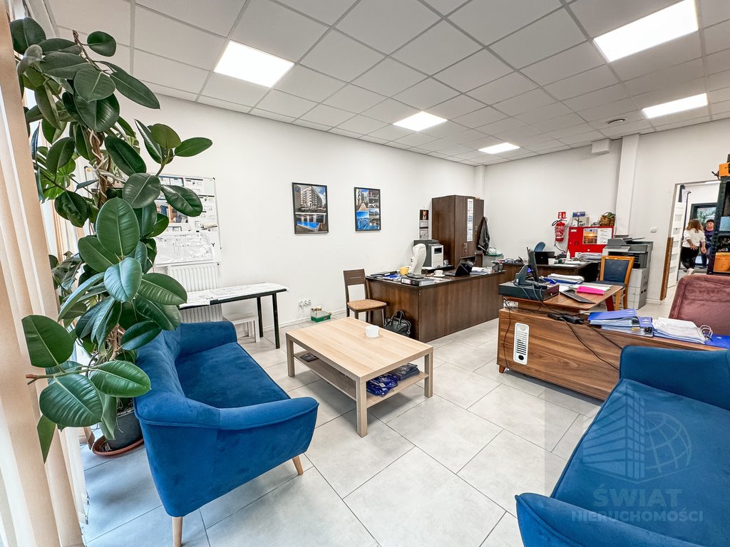 Lokal użytkowy 53 m² z dużymi oknami i dostępem z dwóch stron Szczecin, Gumieńce  53m2 Foto 1