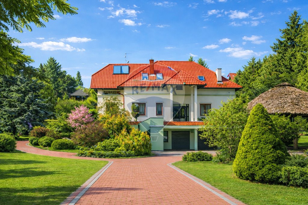 Przestronny dom z basenem i ogrodem 0,5 ha w Sandomierzu Sandomierz, Polna  538m2 Foto 1