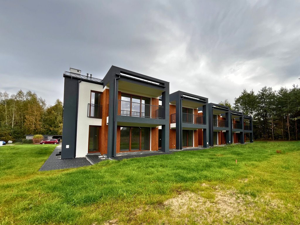 Mieszkanie czteropokojowe  na sprzedaż Tarnobrzeg, Pułkownika Rudolfa Jagielskiego  77m2 Foto 1