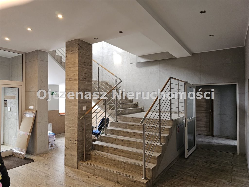 Nowoczesny biurowiec z magazynem 1185 m² w Bydgoszczy zapraszam Bydgoszcz, Zimne Wody  1 185m2 Foto 1