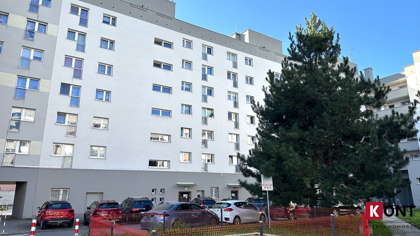 Polecam funkcjonalny lokal 44,67 m² z biurem i magazynem w Krakowie Kraków, Mistrzejowice, Mistrzejowice, os. Bohaterów Września  45m2 Foto 1