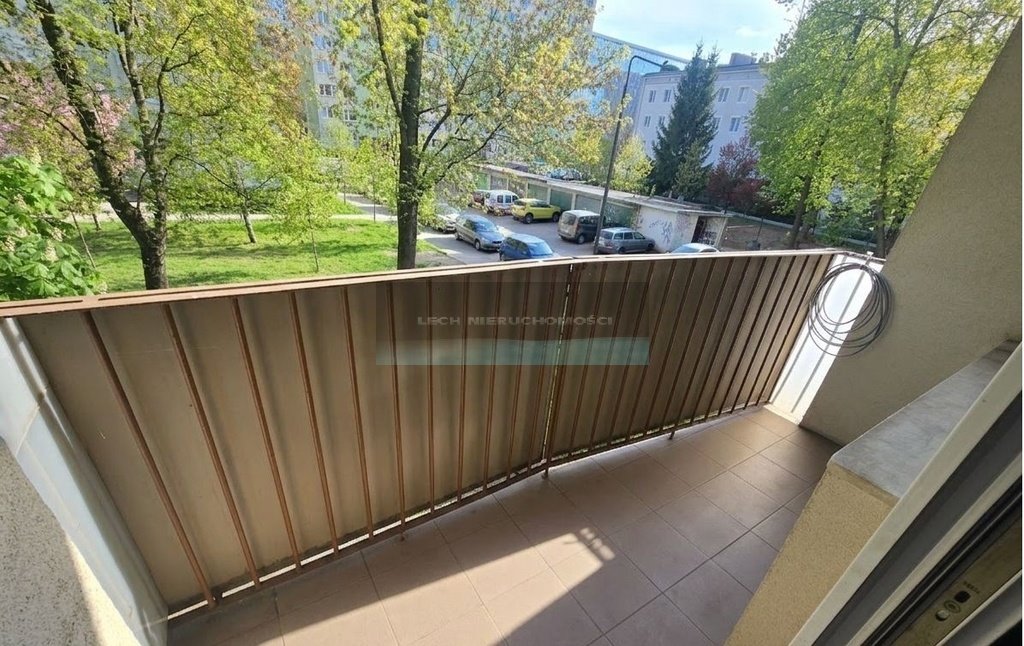 4-pokojowe mieszkanie z balkonem i komórkami na Woli Warszawa, Wola, al. Prymasa Tysiąclecia  67m2 Foto 1