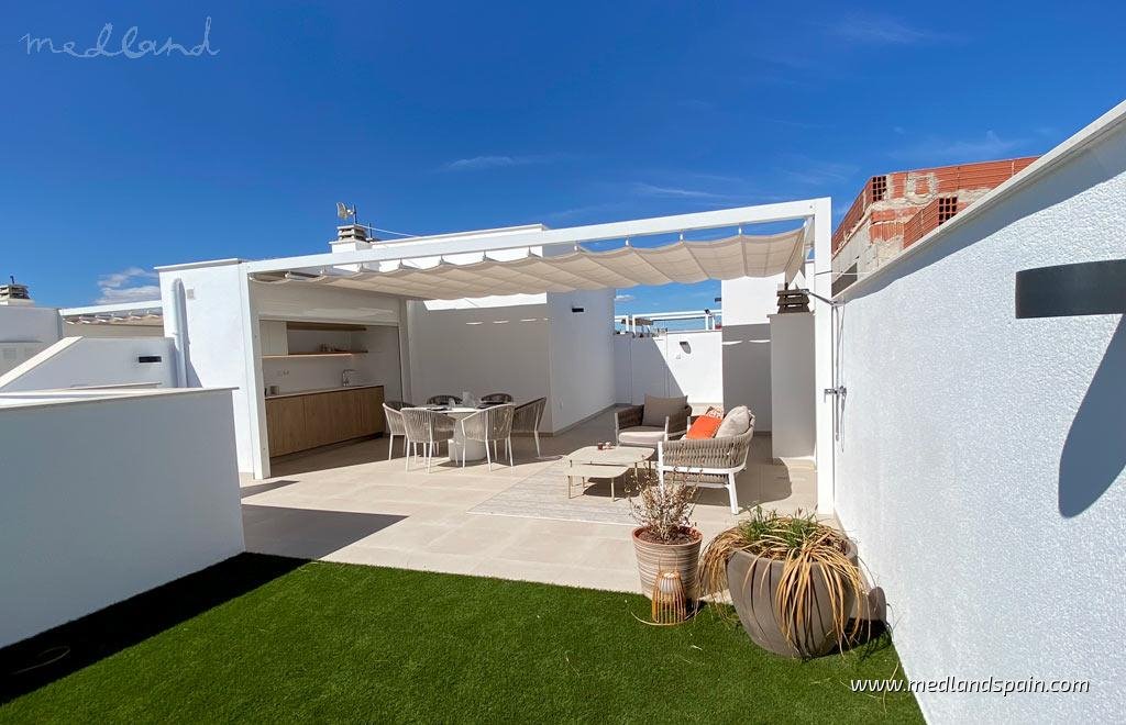 Nowoczesne apartamenty z basenem i solarium w Pilar de la Horadada Hiszpania, Pilar de la Horadada  84m2 Foto 1