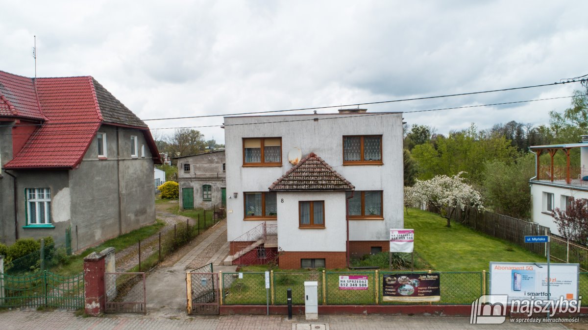 Dom na sprzedaż Łobez, centrum  148m2 Foto 1