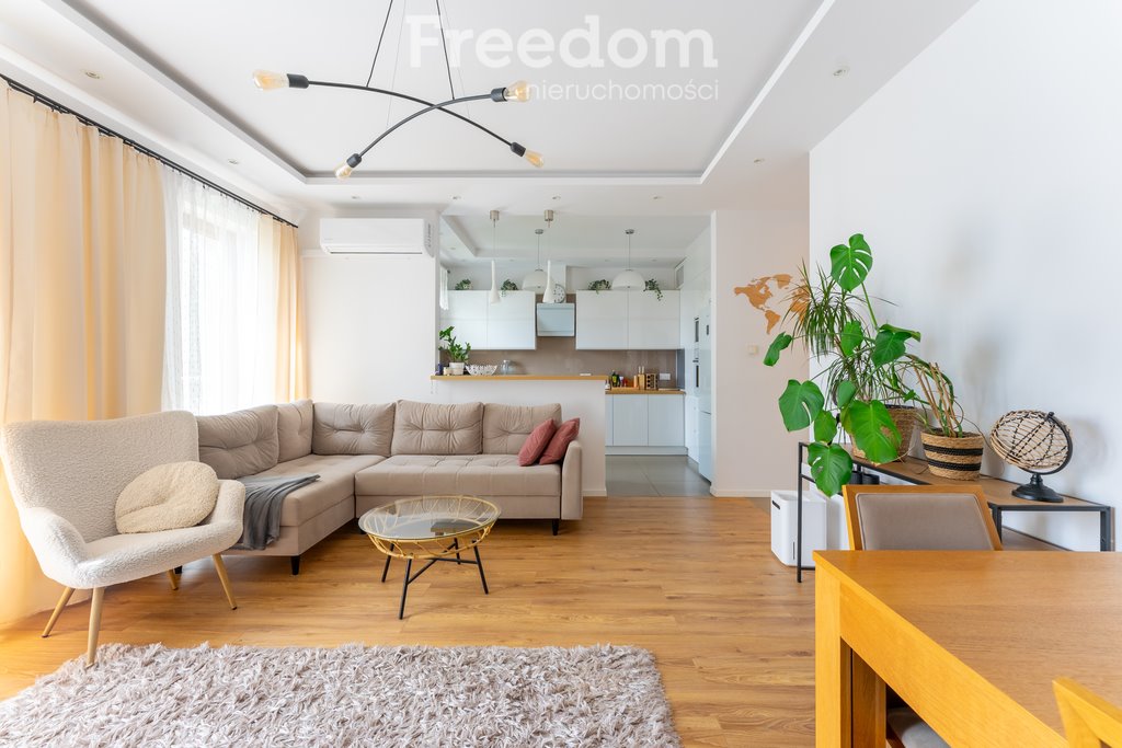 Polecam przestronne 94 m² mieszkanie na osiedlu Enklawy w Józefosławiu Józefosław, Enklawy  94m2 Foto 1