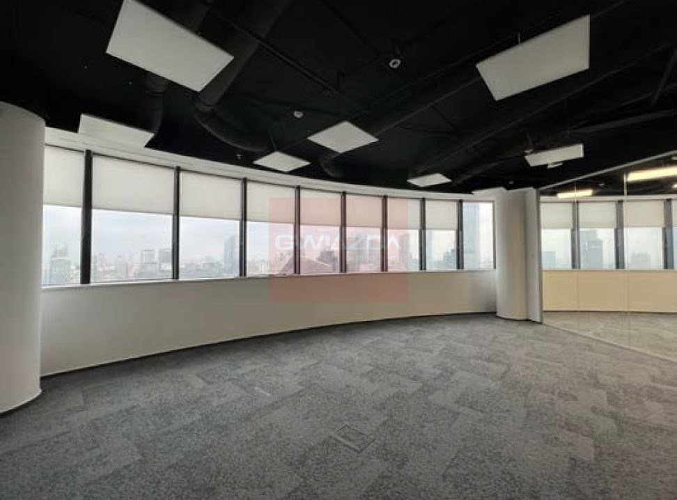 Nowoczesne biura 1000 m2 w centrum Warszawy z klimatyzacją Warszawa, Śródmieście  1 000m2 Foto 1