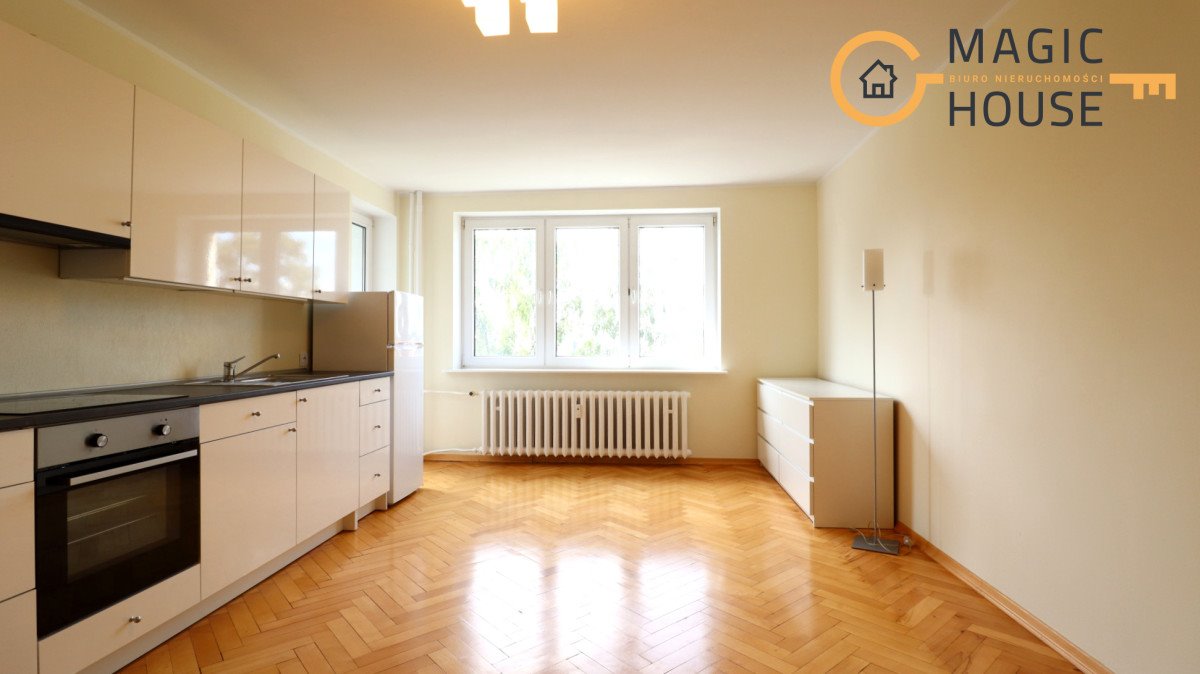 Mieszkanie dwupokojowe na sprzedaż Gdynia, Bohaterów Starówki Warszawskiej  42m2 Foto 1