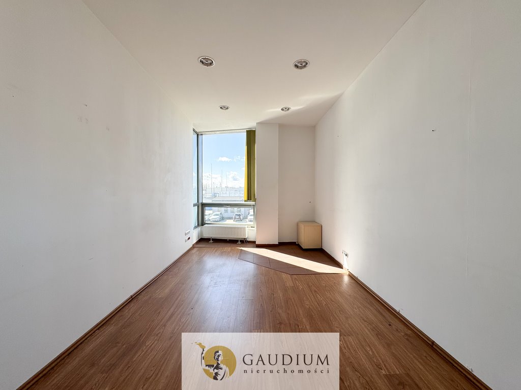 Przestronny lokal biurowy 150 m² z parkingiem w Pruszczu Pruszcz Gdański, Batalionów Chłopskich  150m2 Foto 1