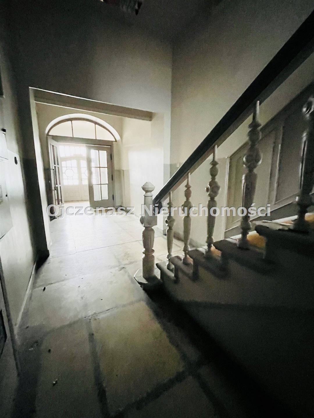 Kamienica z lokalem handlowym (1040 m²) w centrum Bydgoszczy Bydgoszcz, Stare Miasto  1 040m2 Foto 1