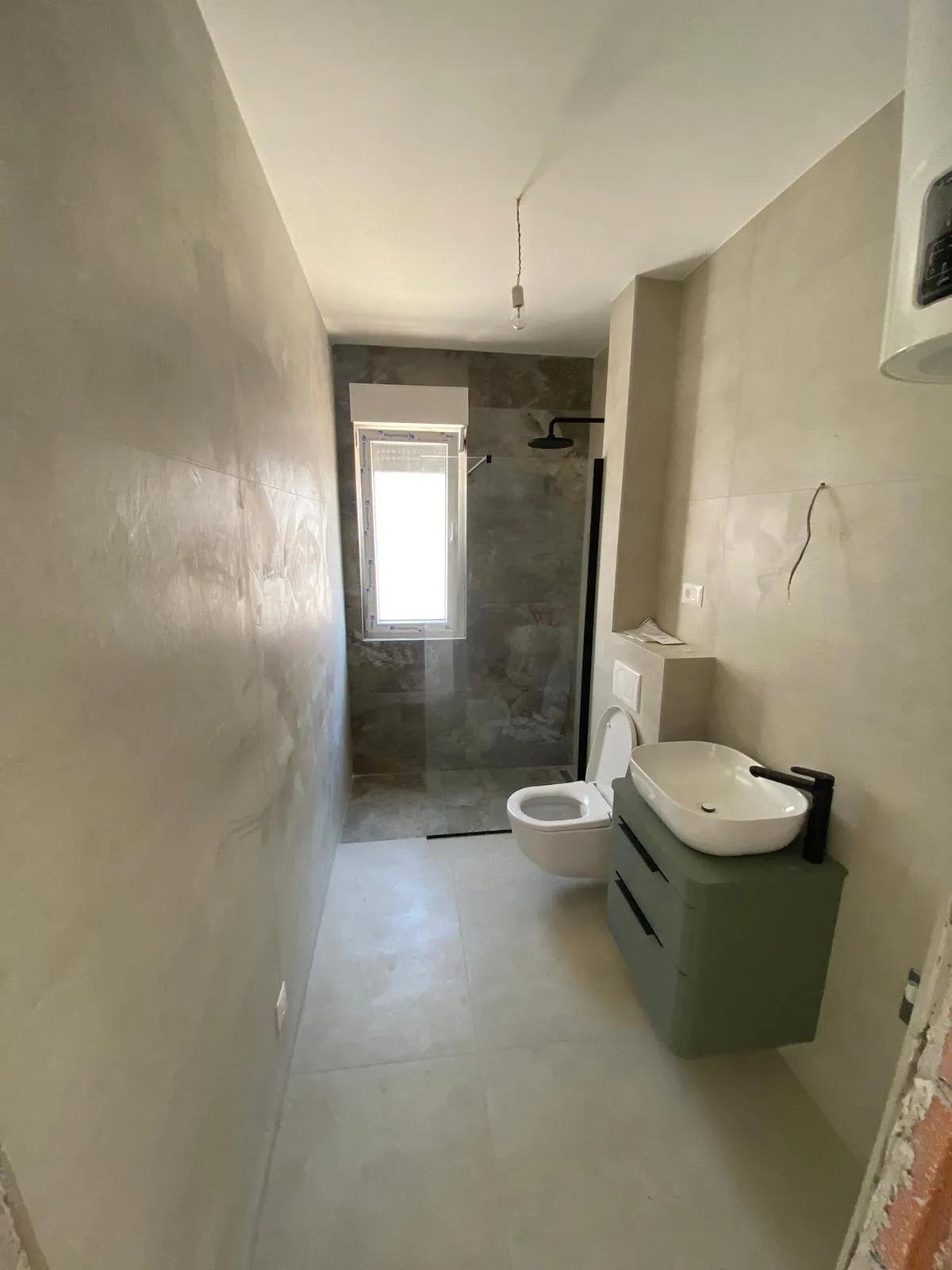 Mieszkanie trzypokojowe na sprzedaż Chorwacja, Trogir  63m2 Foto 4