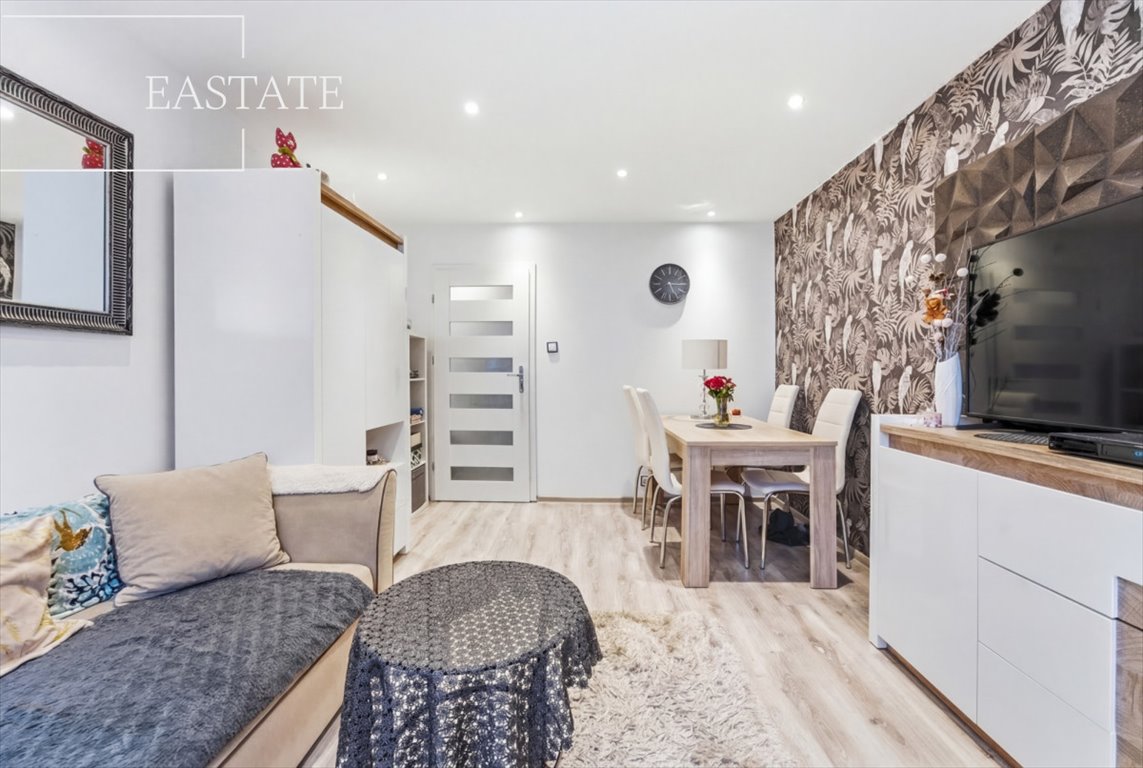 Przestronne 3 pokoje z pełnym wyposażeniem, piwnicą i parkingiem Katowice, Giszowiec, Wojciecha  56m2 Foto 1