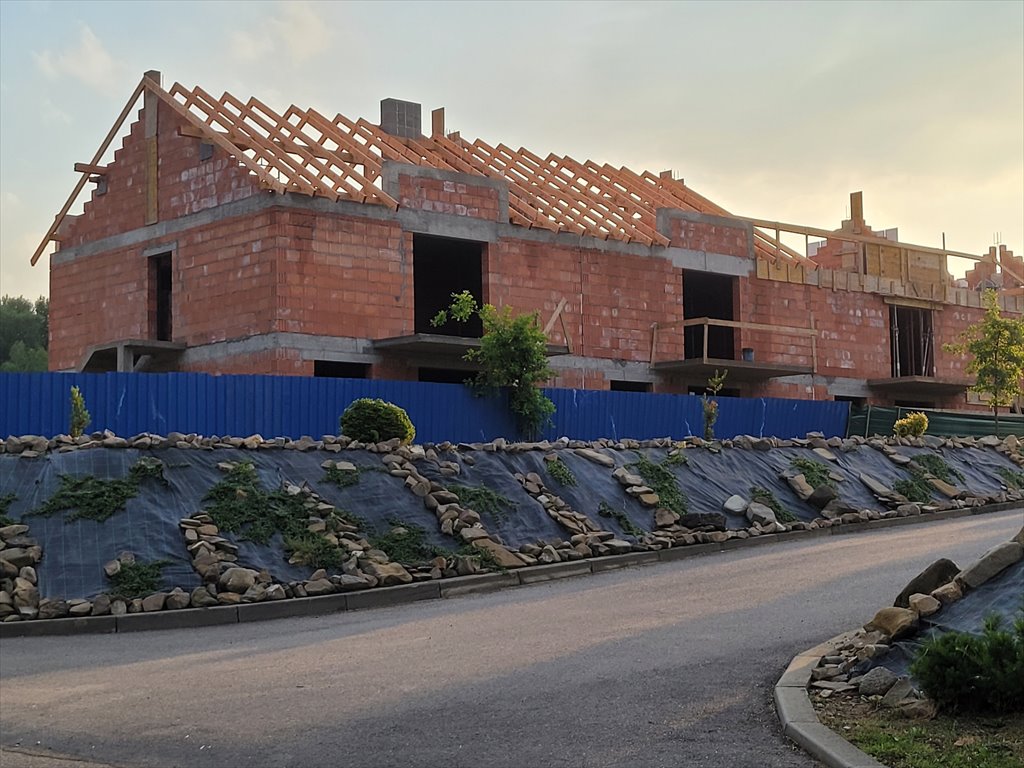 Nowoczesne mieszkania z ogrodami w Gorlicach – stan deweloperski Gorlice, Okulickiego  67m2 Foto 1