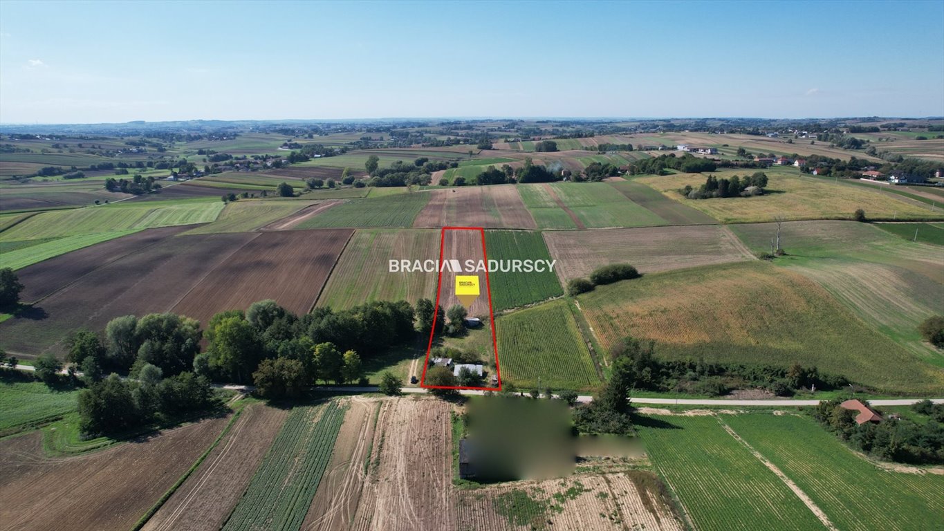 Działka rolna z budynkiem i warunkami zabudowy, 0,77 ha Kazimierza Wielka, Gunów-Wilków  7 730m2 Foto 1