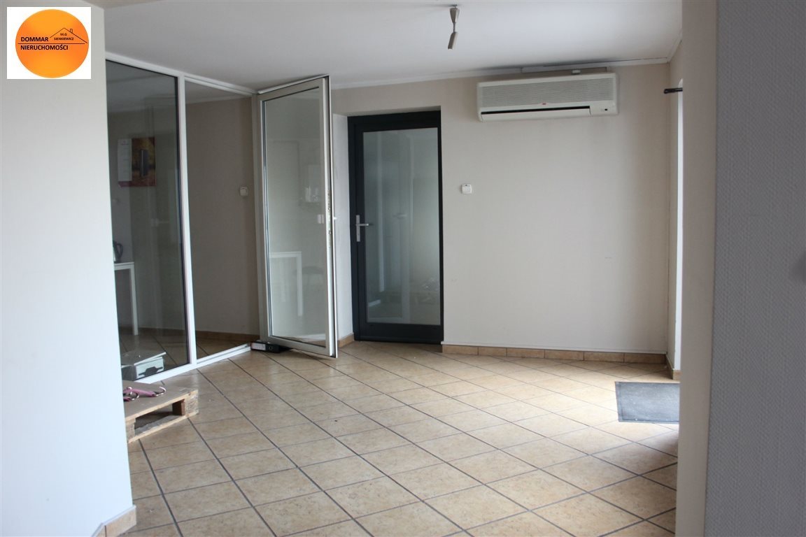 Lokal użytkowy na wynajem Tarnowskie Góry 160m2 Foto 1 Lokal użytkowy na wynajem Tarnowskie Góry 160m2 Foto 1