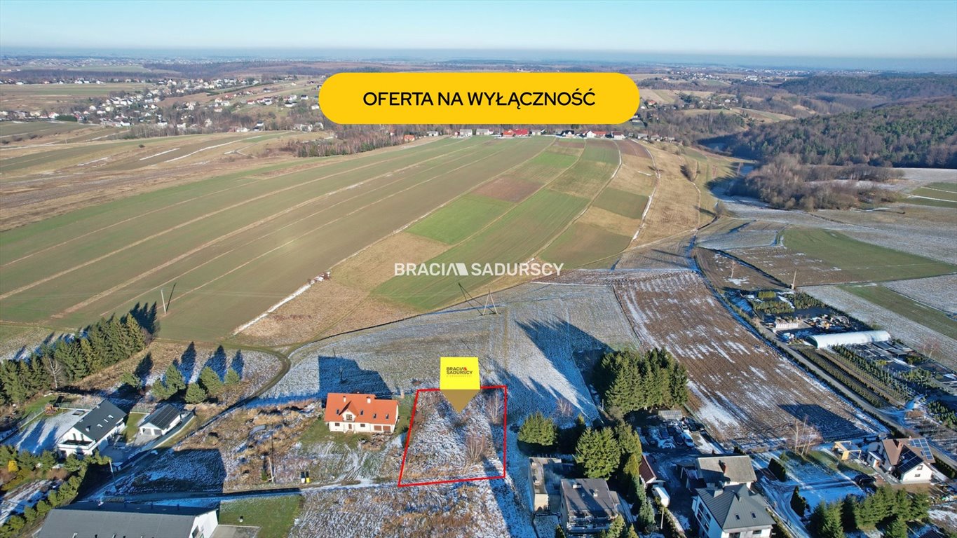 Działka budowlana 1511 m² z mediami, podział, blisko Krakowa Sąspów  1 511m2 Foto 1