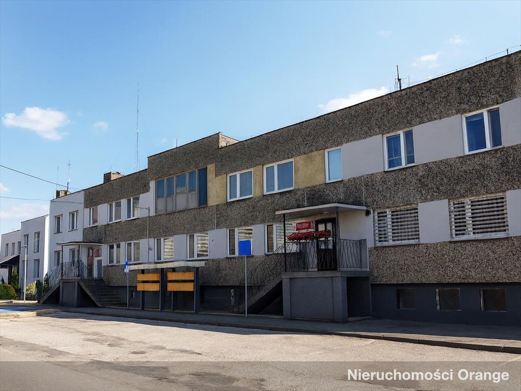 Sprzedam lokal użytkowy 140 m² w centrum Jezior Wielkich Jeziora Wielkie, Jeziora Wielkie, 106/3  140m2 Foto 1