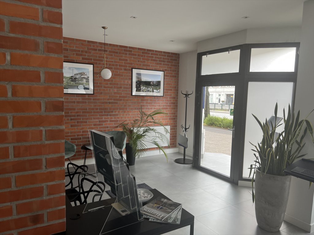Polecam przestronny lokal 80 m² w centrum Wrzeszcza: Gdańsk Wrzeszcz: Aleja Grunwaldzka