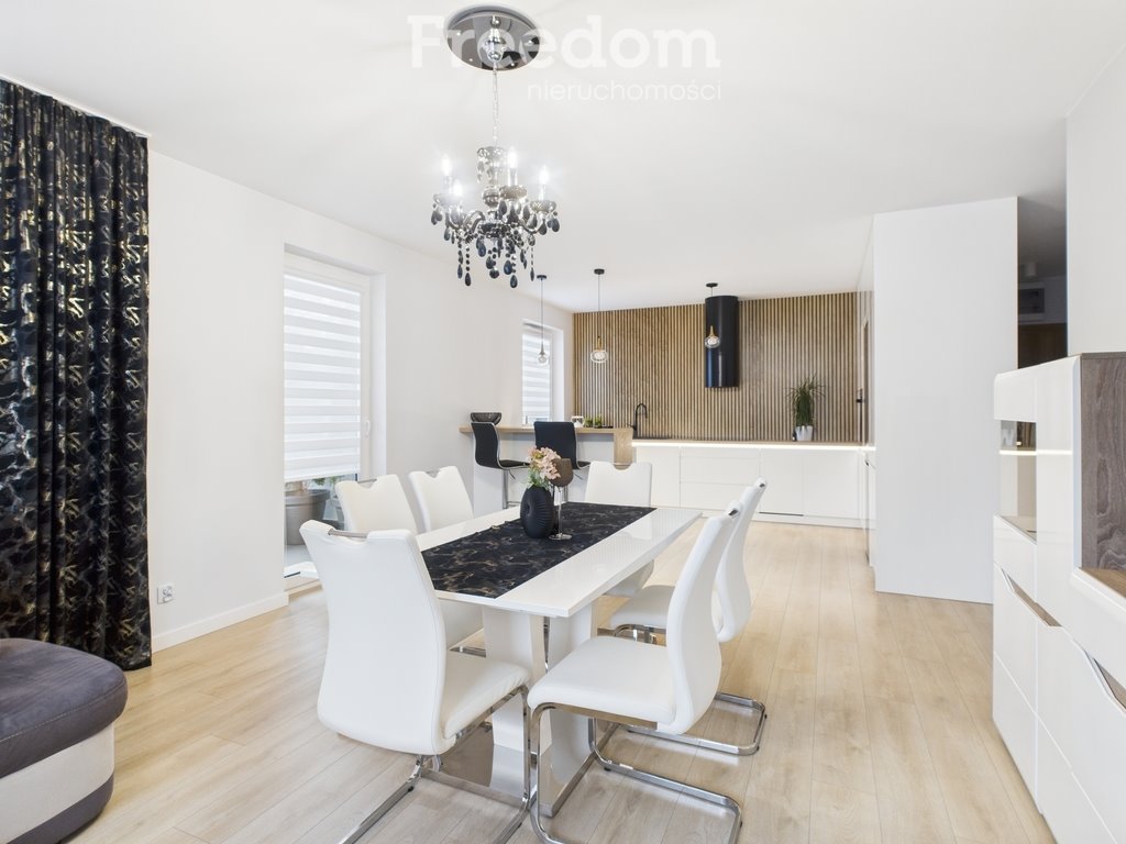 Mieszkanie dwupokojowe na sprzedaż Łęczna, Cichy Zakątek  60m2 Foto 1