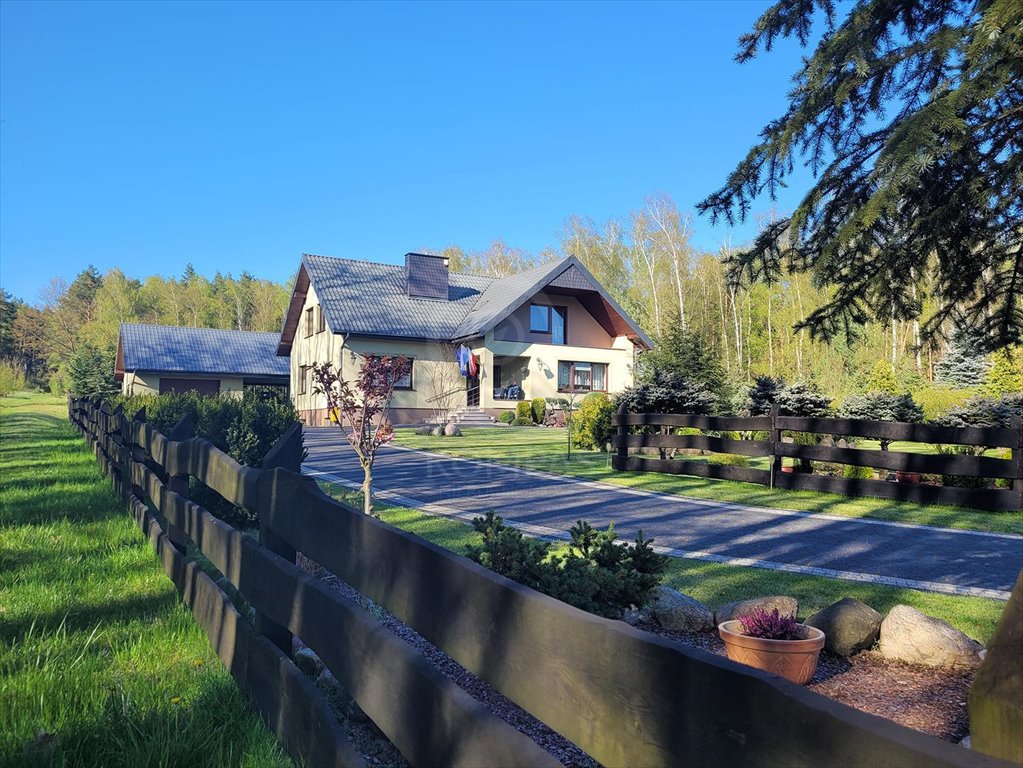 Urokliwy dom z ogrodem i dostępem do lasu w Mąkoszycach Mąkoszyce, Mąkoszyce  196m2 Foto 1