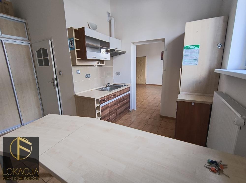 Wynajem 40 m² lokalu na biuro lub sklep w Kaliszu - polecam! Kalisz  40m2 Foto 1