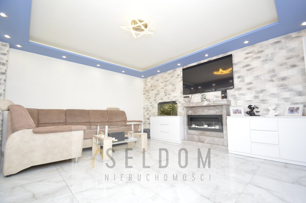 Mieszkanie dwupokojowe na sprzedaż Jawor  48m2 Foto 1