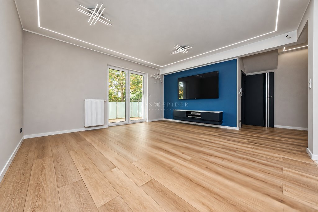 Sprzedam nowoczesne 4-pokojowe mieszkanie 120 m² z ogródkiem w Radzyminie Radzymin, Kwitnąca  120m2 Foto 1