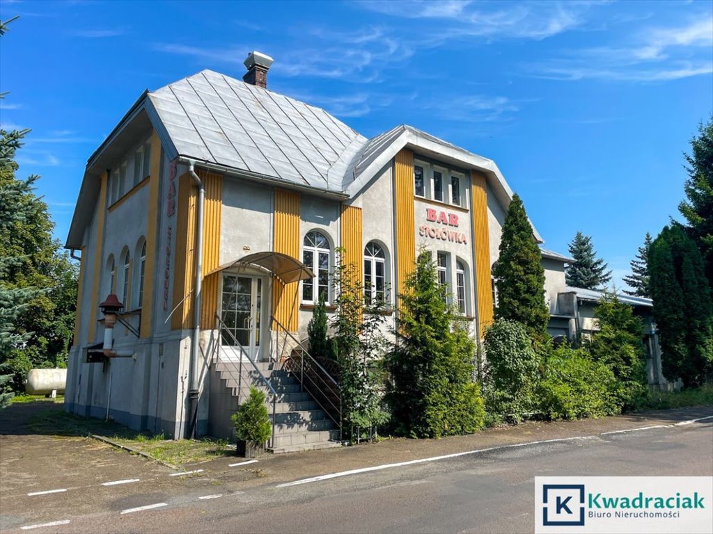 Budynek komercyjny 487 m² z garażami, gotowy do działalności Jasło, 3 Maja  487m2 Foto 1