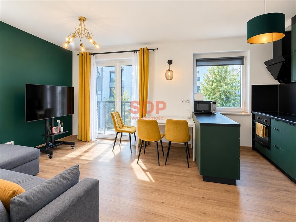 Na wynajem przestronne 81 m² apartament z balkonem i parkingiem Wrocław, Fabryczna, Oporów  81m2 Foto 1