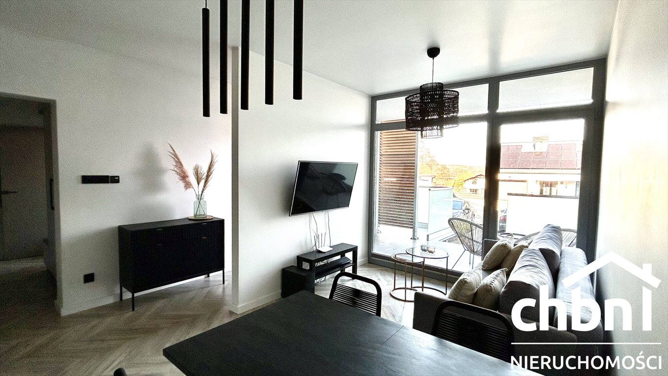 Nowoczesny apartament z widokiem na jezioro i 2 balkony. Charzykowy, Turystyczna 56E  46m2 Foto 1